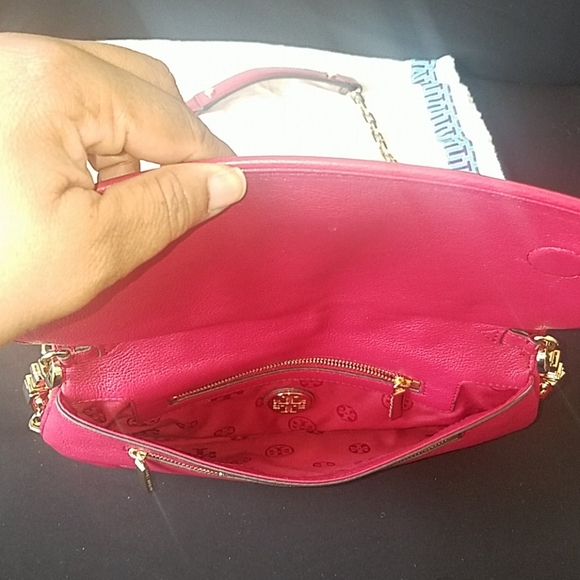 Tory Burch red and gold crossbody - Picture 4 of 9